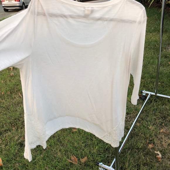 Off-white Top - Picture 2 of 4